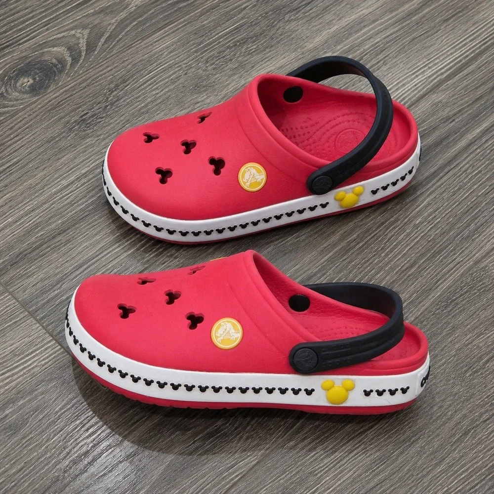 Crocs Mickey Mouse Kids Clogs Size 10/11 Red Black Croslite Excel Disney